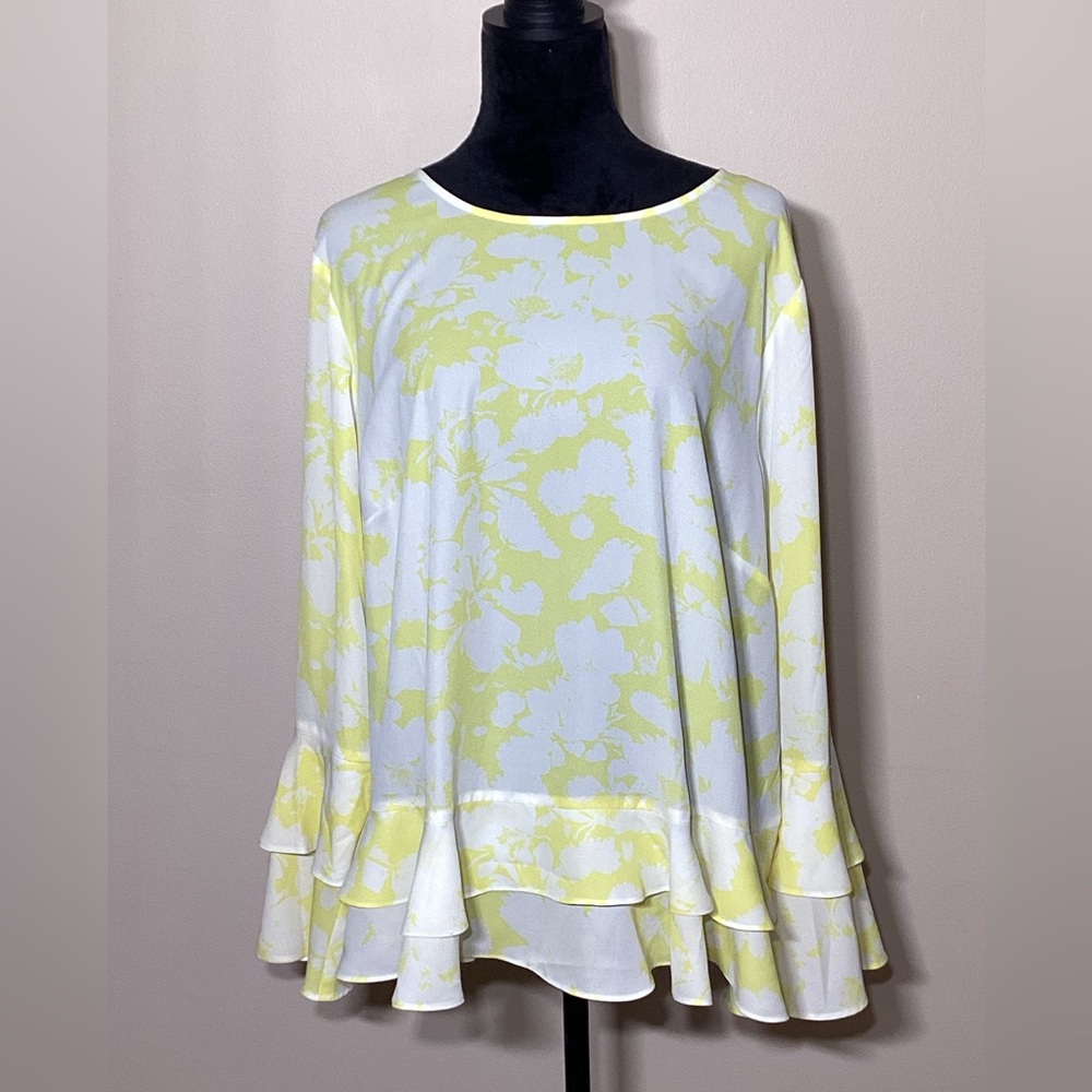 Worthington Woman Yellow and White Flower Ruffle Long Sleeve Blouse Size 2X